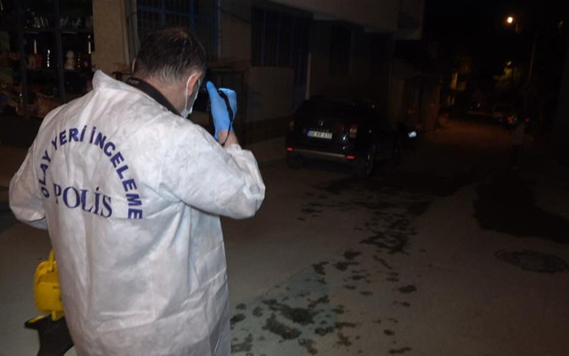 Denizli'de elleri kan içinde! Çocukluk arkadaşını öldüresiye bıçakladı suçunu itiraf etti - Resim: 2