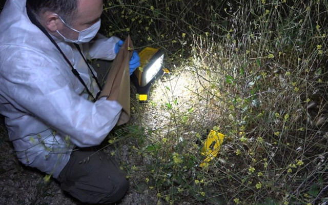 Denizli'de elleri kan içinde! Çocukluk arkadaşını öldüresiye bıçakladı suçunu itiraf etti - Resim: 0