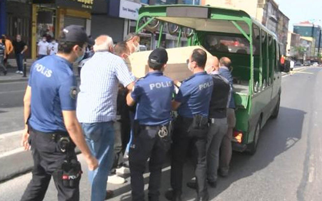 Pendik'te yolun karşına geçerken motosikletin çarptığı kadın hayatını kaybetti - Resim: 1