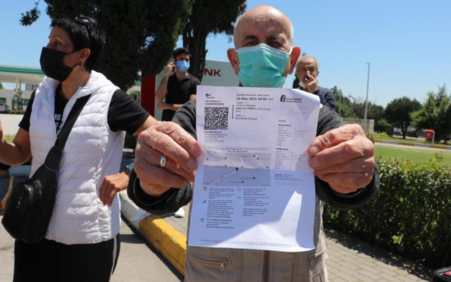 Kocaeli'de otobüs şoförü 24 yolcuyu 'lastik patladı' yalanıyla kandırıp kaçtı - Resim: 0