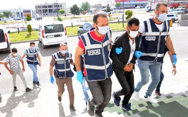 Karaman'da sahte polise parolayla 700 bin lira kaptırdı, gerçeği parola sormayınca inanmadı - Resim: 1