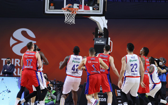 EuroLeague'de Anadolu Efes finale yükseldi - Resim: 1