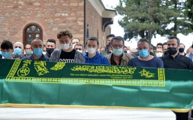 Ünlü spor spikeri Fikret Engin son yolculuğuna uğurlandı - Resim: 0