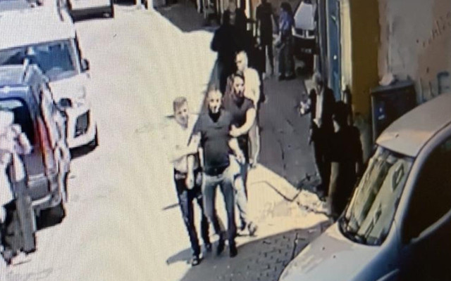 Kağıthane'de kira ödemesi birikince ev sahibi tarafından bıçaklandı - Resim: 1