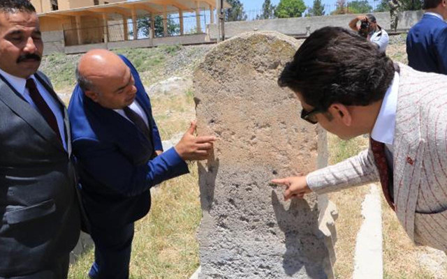 Şanlıurfa'da tampon bölgede 106 yıl önce ölen Alman mühendisin mezarı bulundu - Resim: 0