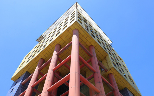 Kahramanmaraş'taki dünyanın en saçma binasının yıkımına bayramda başlanacak - Resim: 0