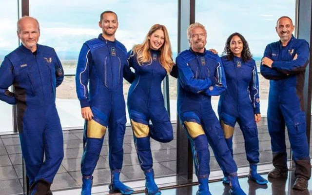 Tarihi yolculuğa saatler kaldı! Milyarder Richard Branson bugün uzaya gidiyor - Resim: 0
