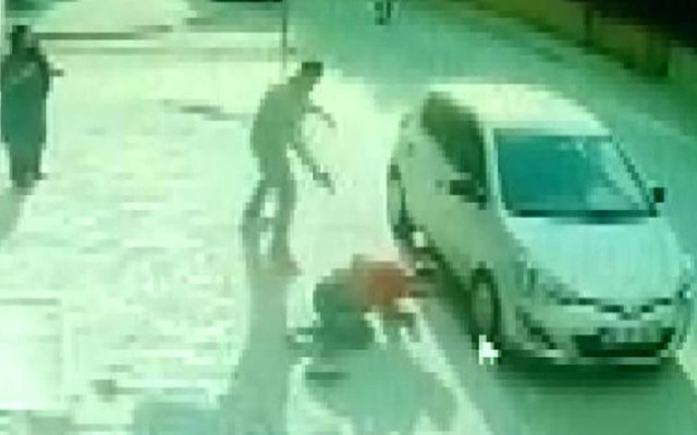 Bağcılar'da elleriyle büyüttüğü torunu oğlunu öldürdü: O katil içeriden çıkmasın - Resim: 1