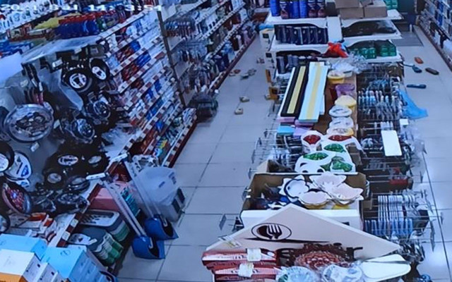 Kütahya'da 5 büyüklüğünde deprem meydana geldi - Resim: 4