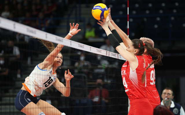 'Filenin Sultanları' Hollanda'yı yenerek Avrupa Şampiyonası'nda bronz madalya kazandı - Resim: 1