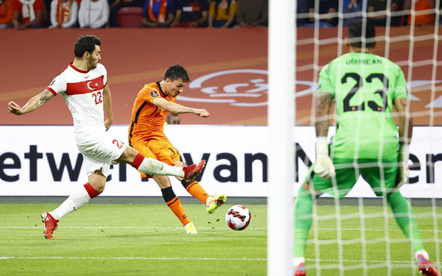 Hollanda karşısında hezimete uğradık! 6 gol yedik hiç varlık gösteremedik - Resim: 2