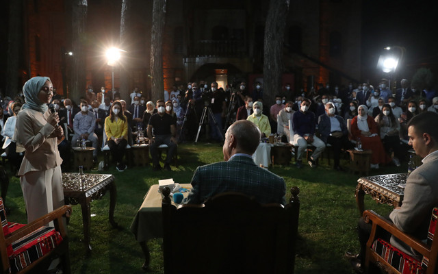 Cumhurbaşkanı Erdoğan, Kahramanmaraş'ta gençlerle şiir gecesinde buluştu - Resim: 2