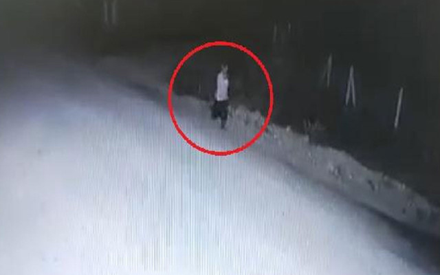 Mersin'de evinden çıktı bir daha geri dönmedi! Emine nerede? - Resim: 0