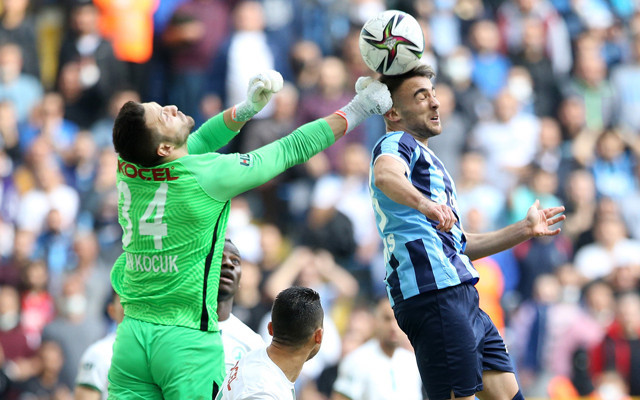 Galatasaray'da Fernando Muslera sahalardan ne kadar uzak kalacak? - Resim: 0