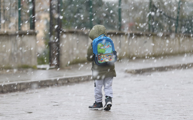 10 Mart Perşembe 11 Mart cuma günü okulların tatil olduğu iller Bursa, İstanbul, Sakarya, Kocaeli... - Resim: 1