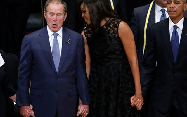 Bush cenaze töreninde müziğe kendini kaptırınca... - Resim: 3