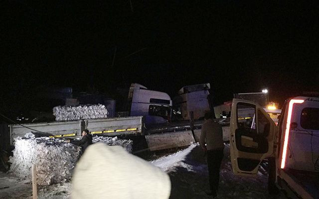 Bolu-Ankara yolunda zincirleme kaza - Resim: 3