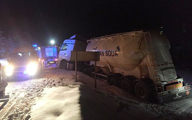 Bolu-Ankara yolunda zincirleme kaza - Resim: 4