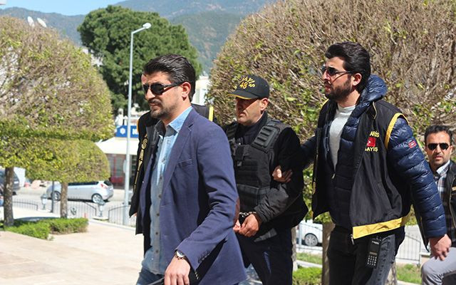 Muğla'da eşinin sevgilisi olduğunu öne sürdüğü kişiyi öldürdü - Resim: 4