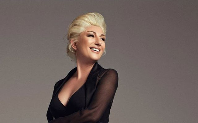 Lady Gaga beni taklit ediyor diyen Muazzez Ersoy : 'Ben güzelim o çirkin' - Resim: 3