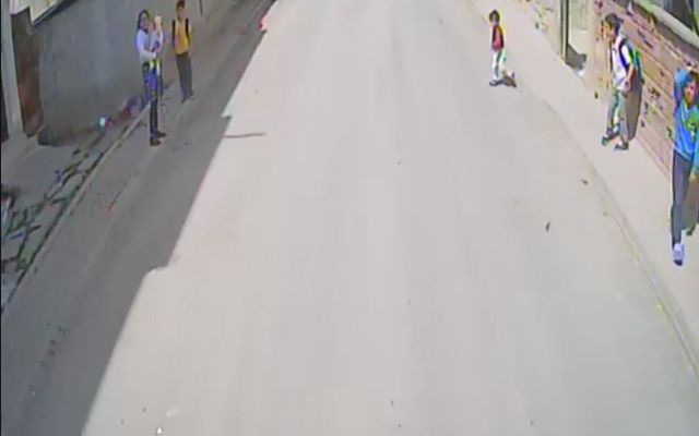 Bursa'da 4 yaşındaki Yasin otobüsün altında böyle kaldı - Resim: 1