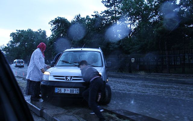 Ankara'da sağanak sele neden oldu - Resim: 4