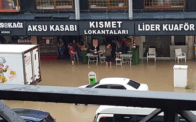 Deniz olmayan Bilecik'te ilk yüzen o oldu! - Resim: 4
