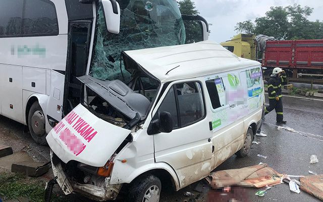 Ordu'da 3 kişinin öldüğü feci kaza kameraya yansıdı - Resim: 1