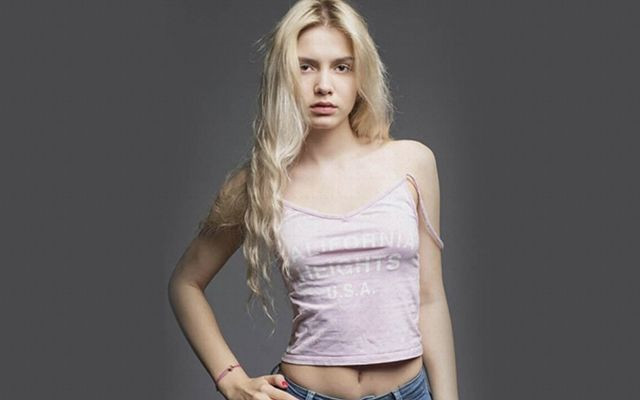 Aleyna Tilki'ye 1 milyonluk heykel - Resim: 1