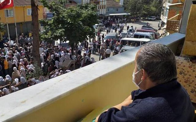 Zonguldak'ta bir baba kendisine böbreğini veren oğluna son kez böyle baktı - Resim: 2