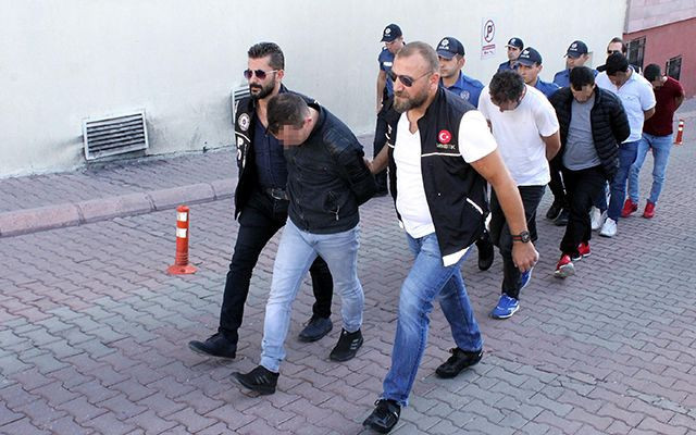 Kayseri'de hız motoru ile uyuşturucu sevkiyatına 4 gözaltı - Resim: 2