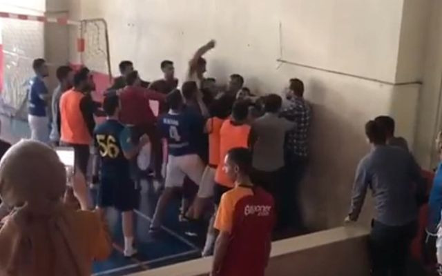 Siirt'te öğretmenlerin kavgasını öğrenciler ayırdı - Resim: 4