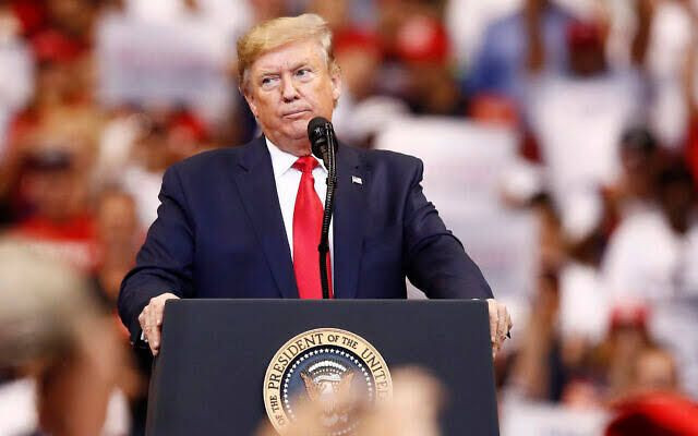 ABD Başkanı Donald Trump 'acı yok' notuyla İtalyan aygırı Rock Balboa pozu verdi - Resim: 4