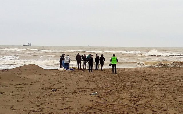 Sakarya Karasu sahilinde erkek cesedi bulundu - Resim: 1