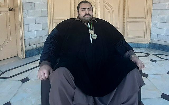 444 kiloluk 'Pakistanlı Hulk' eş aradığını duyurdu şartı ise bir hayli ilginç - Resim: 3