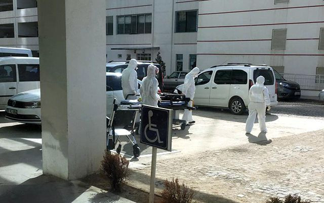 Türkiye'de corono virüs var mı? 8 şehirde covid 19 alarmı verildi - Resim: 3