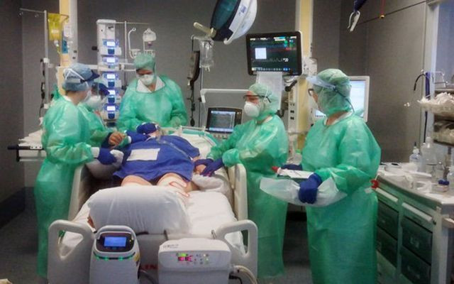 Dünya genelinde koronavirüs nedeniyle ölenlerin sayısı 90 bini aştı - Resim: 4