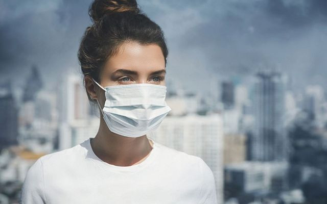 Maske takmak koronavirüs riskini yüzde 65 azaltıyor - Resim: 1