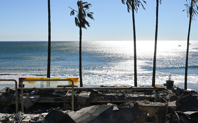 Los Angeles yangınından yeni görüntüler! Evler, arabalar küle döndü