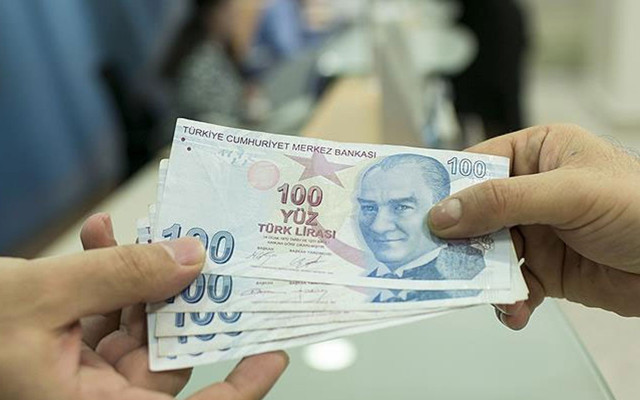 SGK duyurdu! Emekli maaş farkları bugün hesaplarda