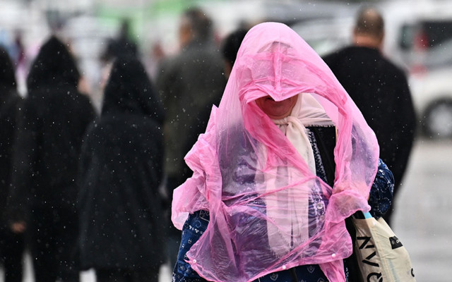 AFAD'dan 31 il için sarı ve turuncu kodlu uyarı! Yoğun kar yağışı ve sağanak geliyor, SMS ile uyarı gitti