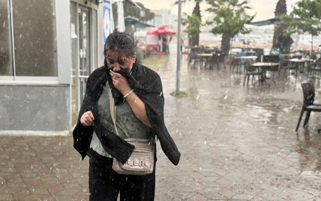 Meteoroloji saat verip uyardı: Gök gürültülü sağanak yağış geliyor! Çok sayıda il listede