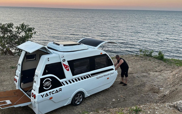 Yaptıkları karavan suya girince yat oluyor! Dünya sıraya girecek fiyatı da güzel