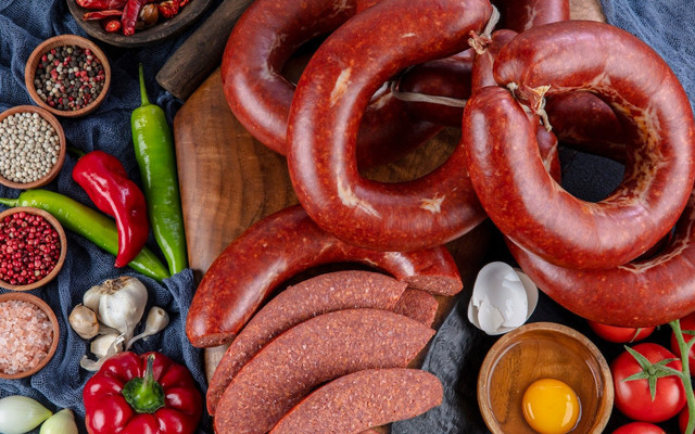 İçine neler katmışlar neler bilinen bal markası ve sucuk da var listeye bakın