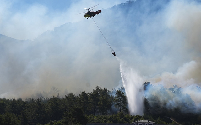 İzmir, Manisa, Antalya yanıyor! En kötüsü Seferihisar ve Menderes'de...