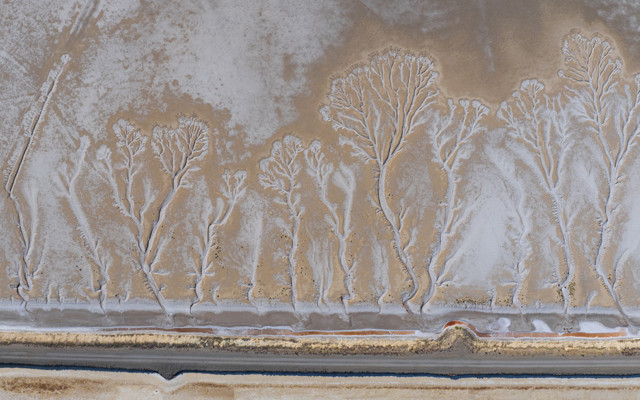 Acıgöl'ün ürküten hali! Türkiye'de tek Dünyada 2'inci olan göl kuruyunca ortaya çıktı