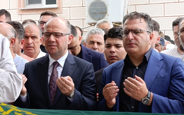 Gazeteci Cem Küçük'ün babasının cenazesi, Giresun'da toprağa verildi