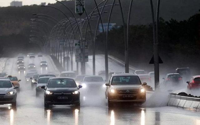 Özlenen yağmur geliyor! Şanslı iller arasında Balıkesir'den Hatay'a bir çok il var