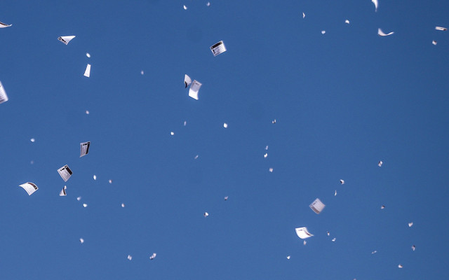 Son 24 saatte 42 ölü! İsrail ordusu havadan broşür attı