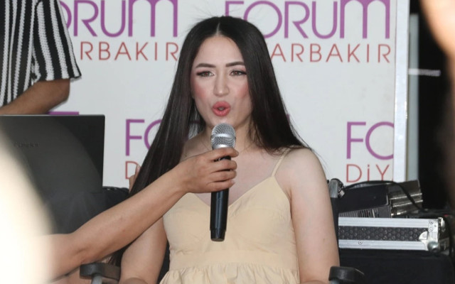 Yıllar sonra sahnede! Mutlu Kaya hayallerine kavuştu...